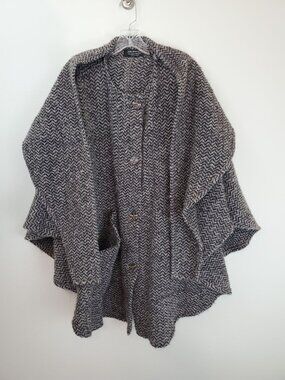 John Branigan, Branigan Weavers chevron knit hooded button front cape